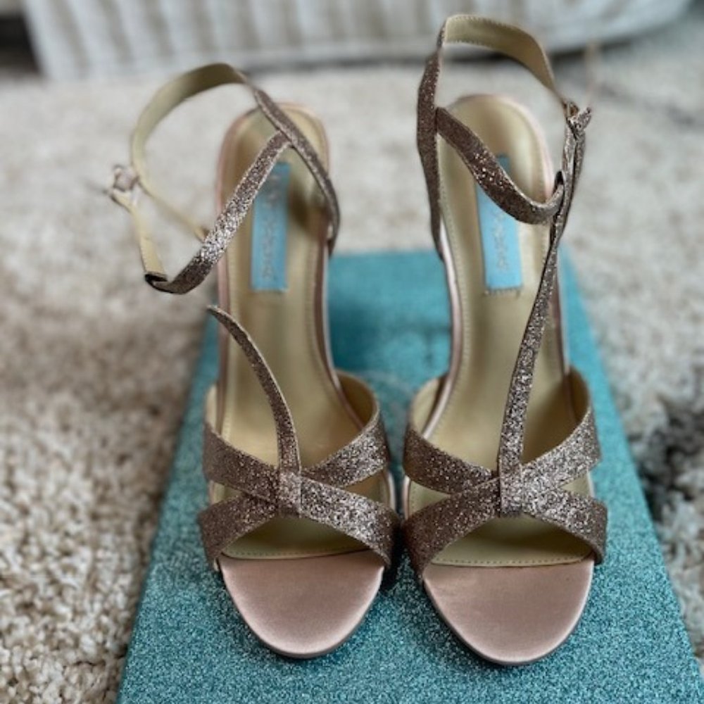 Blue by Betsey Johnson SB-Teena in Champagne in Women's Size 8